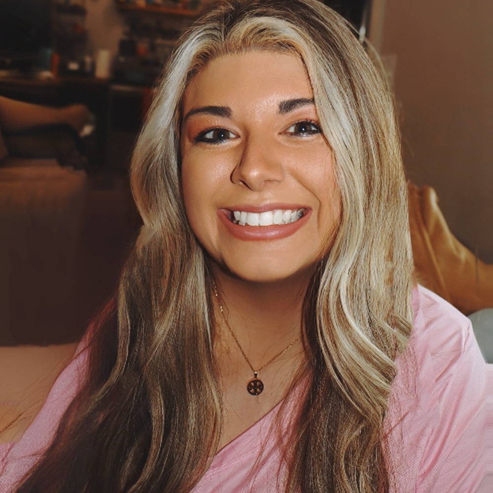 Meet your Posher, Mackenzie💅🏼✨